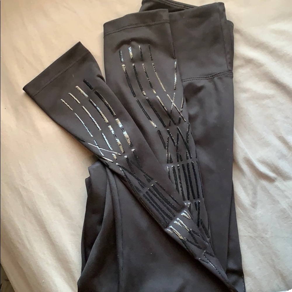 Brand new XS cropped leggings